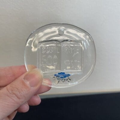 Glass decoration by Nuutajärvi 1988