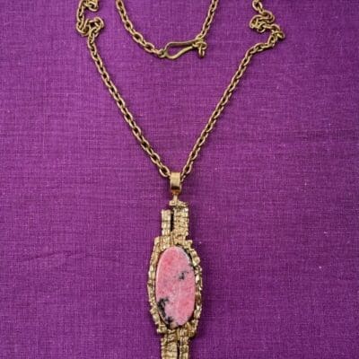 Bronze pendandt with rhodonite stone 62cm