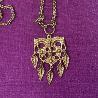 Kalevalakoru Heporisti riipus pronssia 68cm