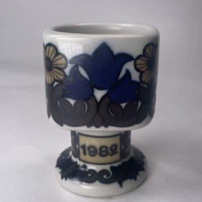 Arabia Kalevala munakuppi 1982 7,5cm