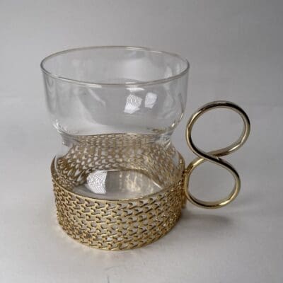 Tsaikka glass with golden colour handle
