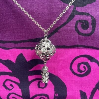 Vintage pendant pewter 68cm
