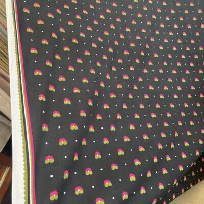 Metsovaara Tablecloth Kastehelmi black 133x190cm