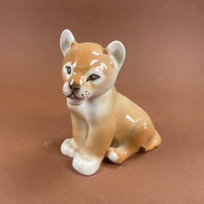Lomonosov Lion 8cm sitting