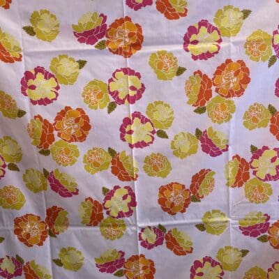 Marimekko kangas Kaneliruusu vaaleanpunainen 146x245cm Erja Hirvi