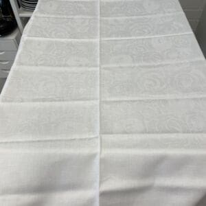 Tampella Sata ruusua white 145x168cm Dora Jung