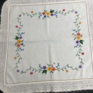 Tablecloth 53x50cm ebroidery