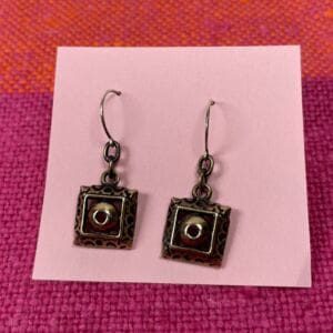 Turun Hopea korvakorut pronssia Pentti Sarpaneva