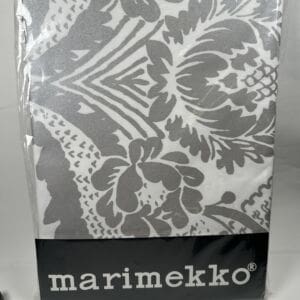 Marimekko Fandango pöytäliina 144x220cm Maija Isola